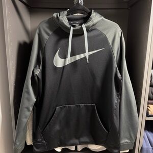 Nike Men's Black and Gray Hoodie